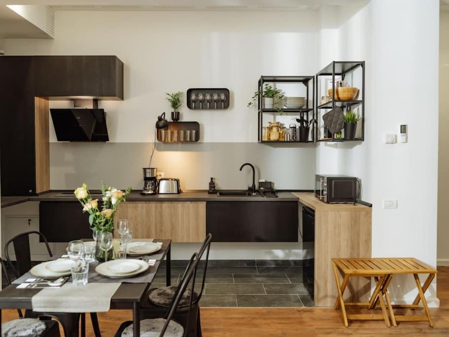 Apartment 8 - New Building & Parking Bukarest