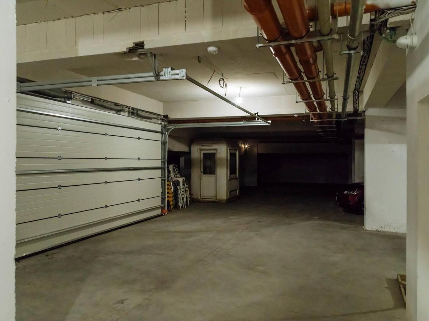 8 - New Building & Parking Apartment